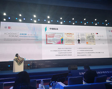 安排高水准专业技术人员进行现场铺贴指导